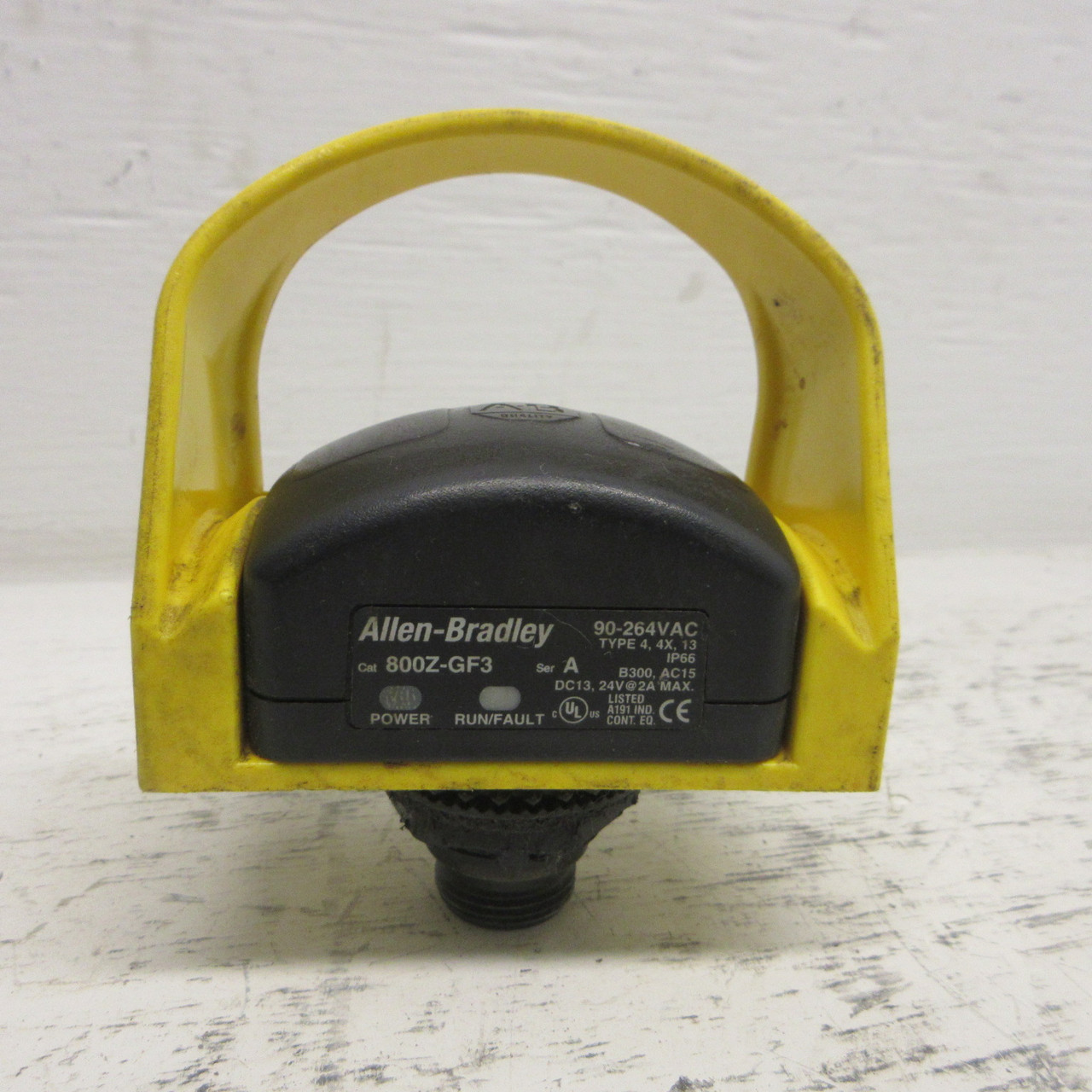 Allen Bradley 800Z-GF3 Ser A Palm Sensitive Touch Button Type 4, 4X, 13 w Handle (AH1064-3)