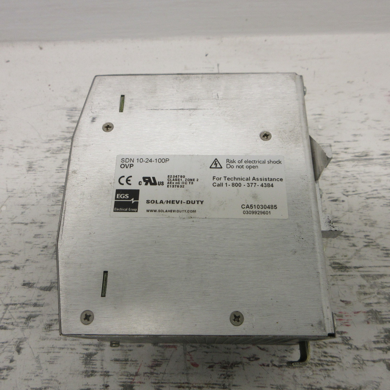 Sola Automation SDN 10-24-100P OVP Power Supply 115/230VAC 5.0/2.0A 50/60HZ SOLA (AH1066-5)