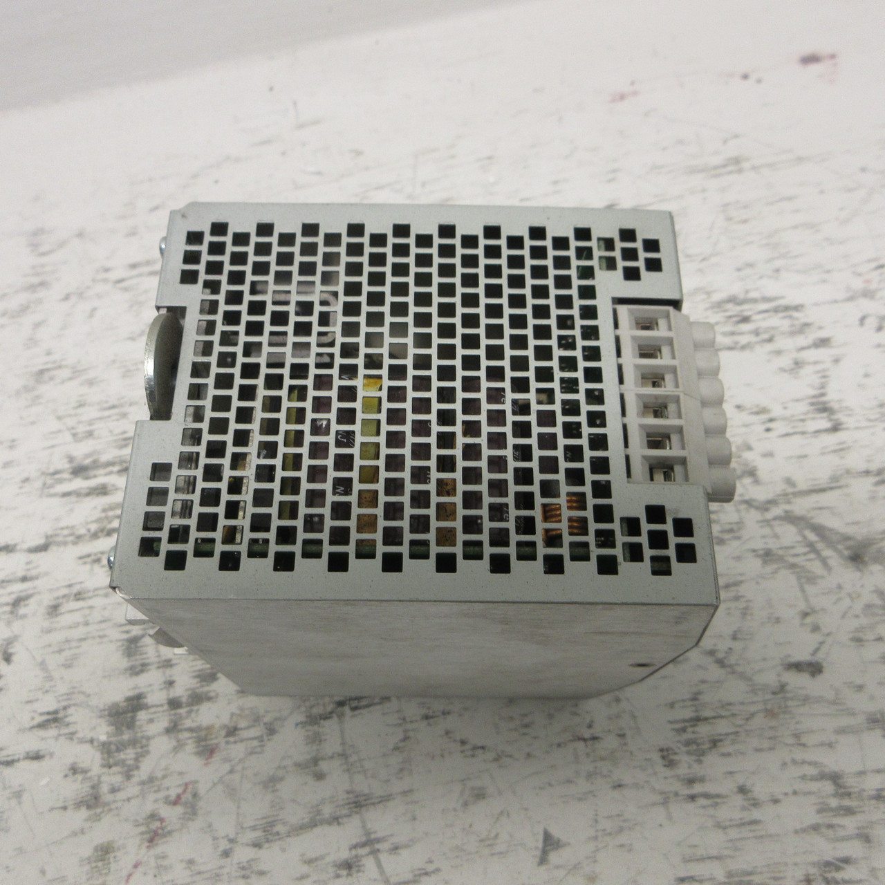 Sola Automation SDN 10-24-100P OVP Power Supply 115/230VAC 5.0/2.0A 50/60HZ SOLA (AH1066-5)