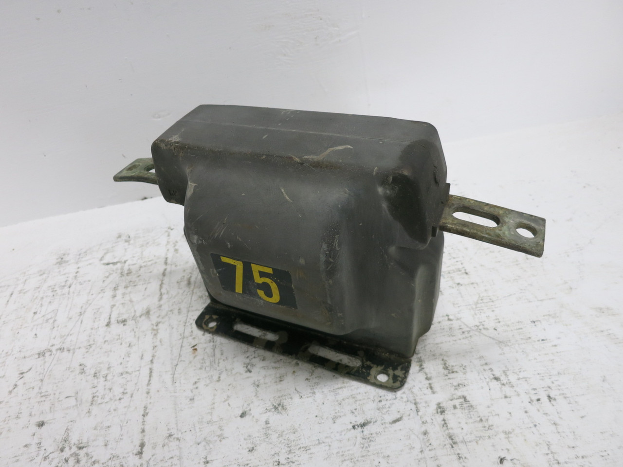 Westinghouse 7524A01G09 Type KIR-60 Current Transformer Ratio 75:5 Amp CT KIR60 (DW8021-1)