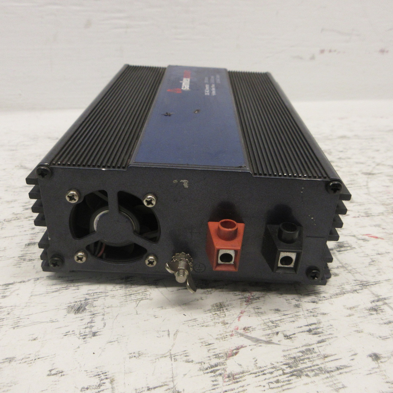 samlexpower PST-30S-24A Pure Sine Wave Inverter 120VAC 300W DC-AC Inverter 24VDC (AH1075-1)