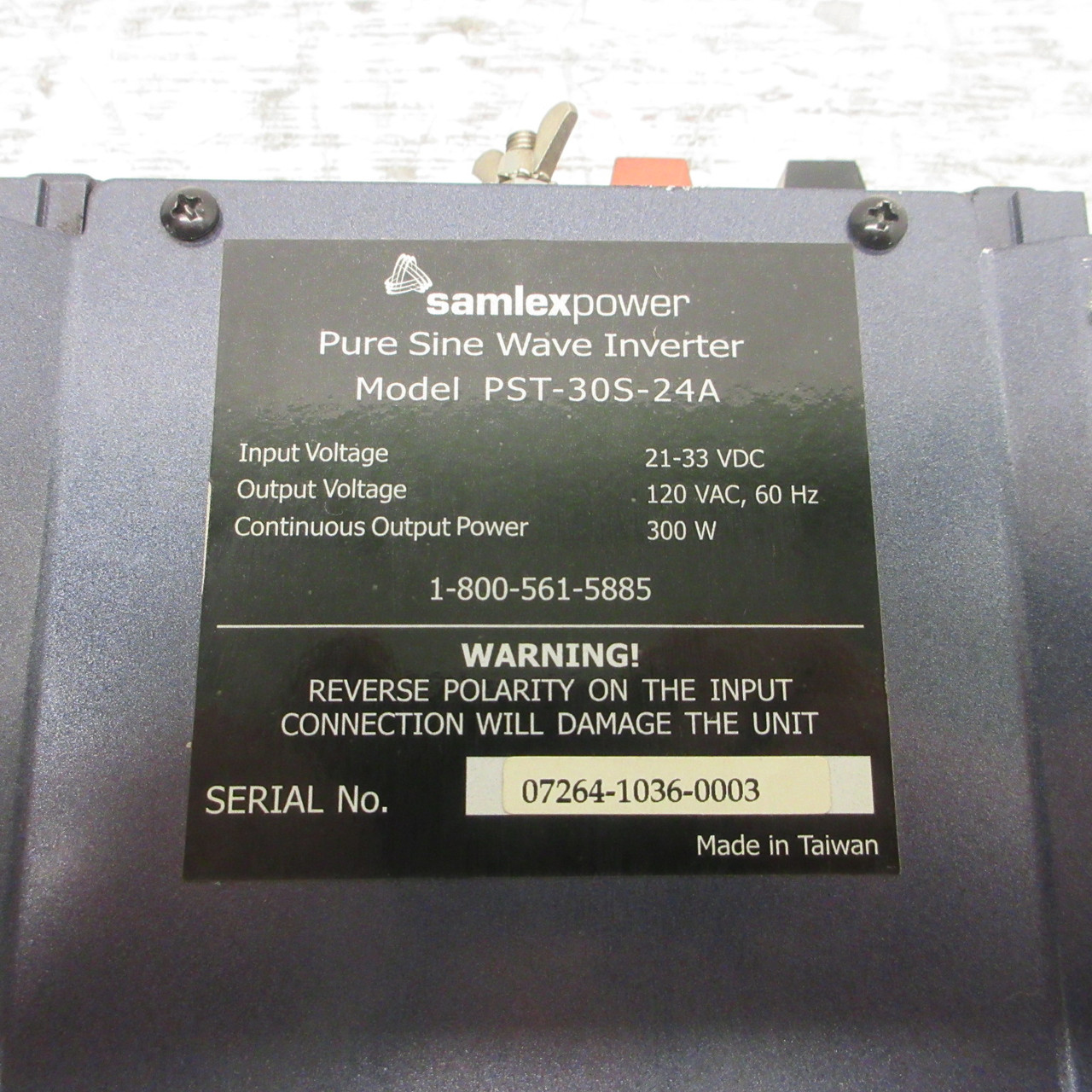 samlexpower PST-30S-24A Pure Sine Wave Inverter 120VAC 300W DC-AC Inverter 24VDC (AH1075-1)