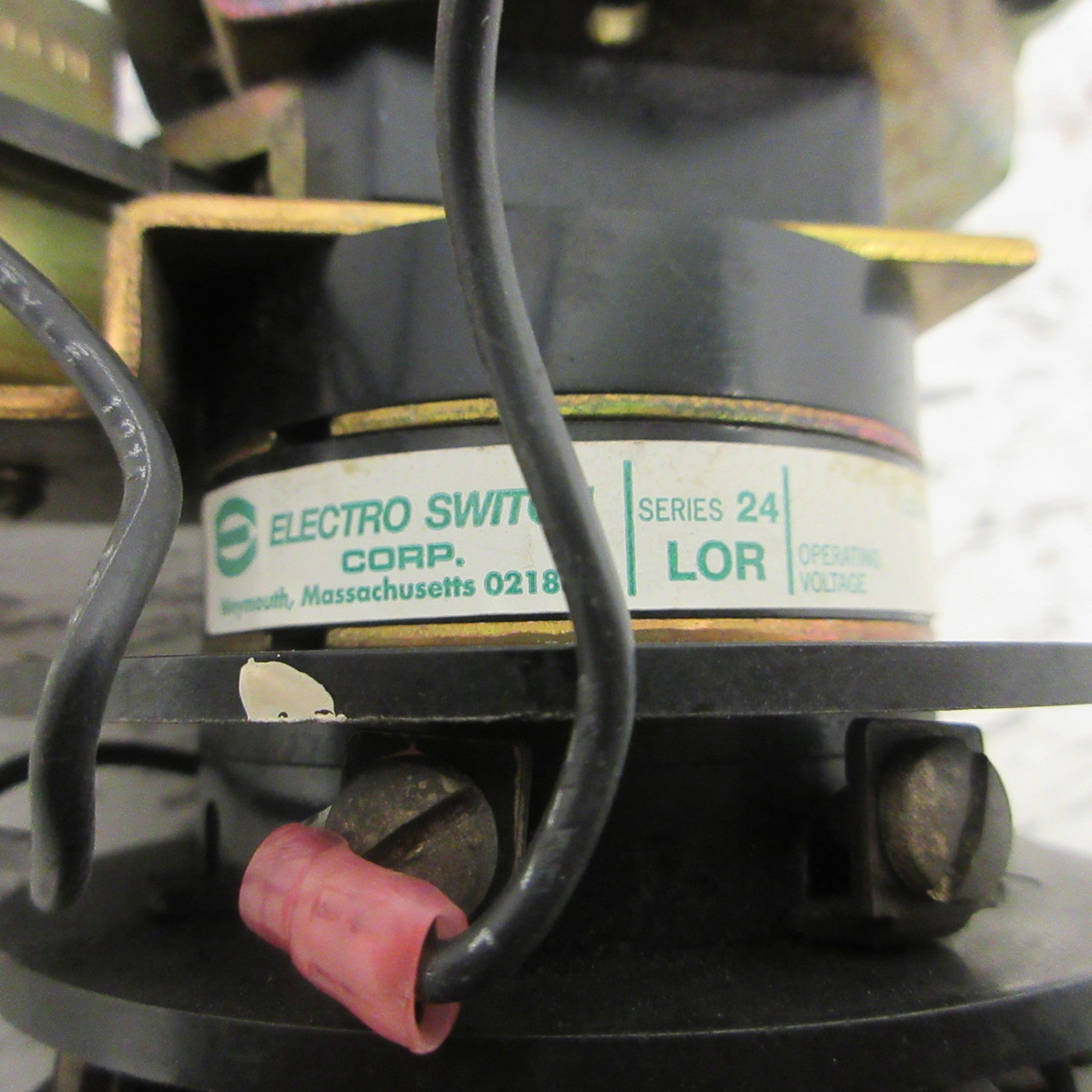 Electroswitch 7808D Lock-Out Rotary Switch Series 24 LOR 125VDC Latching 78080 (AH1079-5)