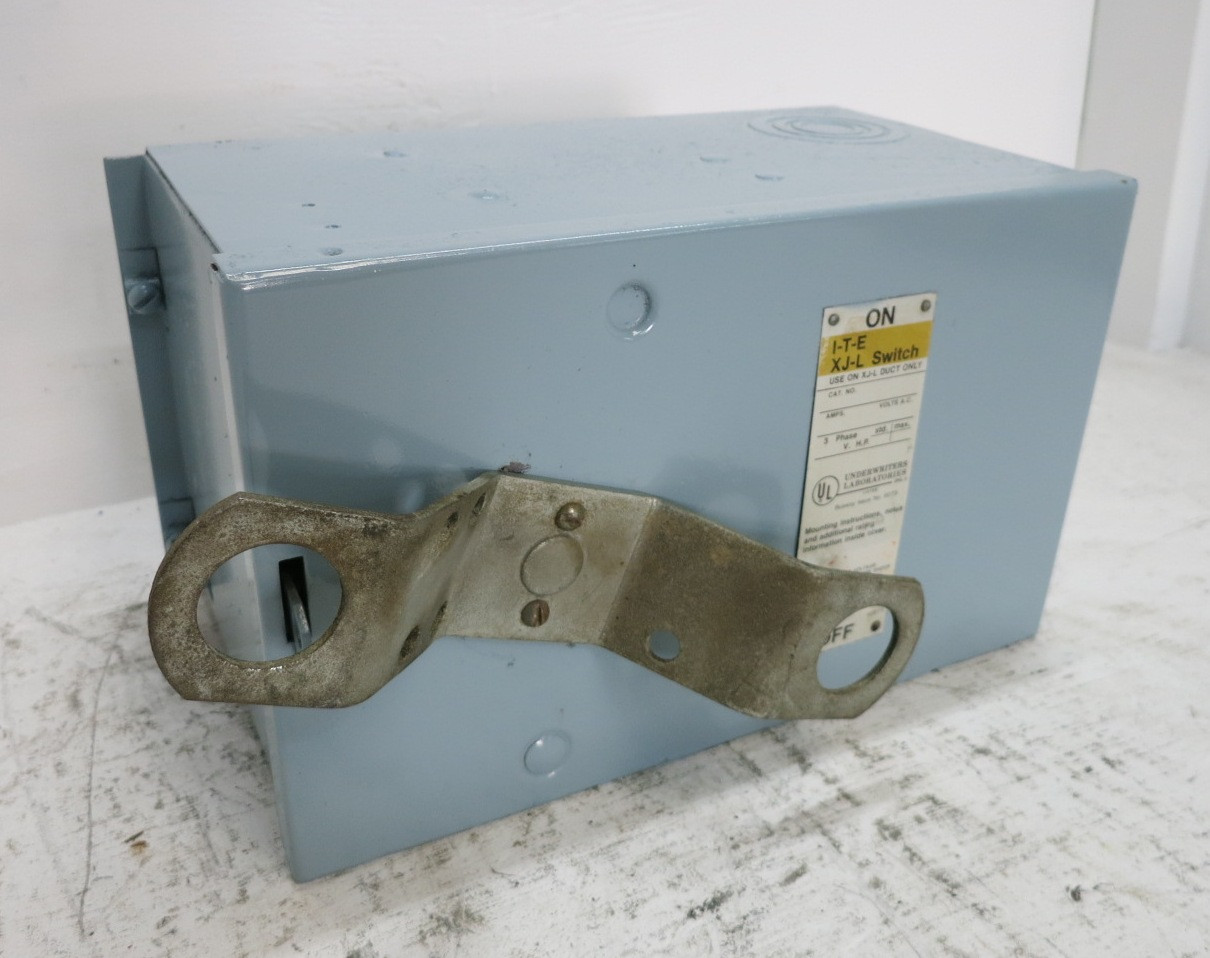 ITE XLVB321 30A 240V XJ-L Switch Fusible Bus Plug 30 Amp 240 VAC 3PH XLVB-321 (DW8028-1)
