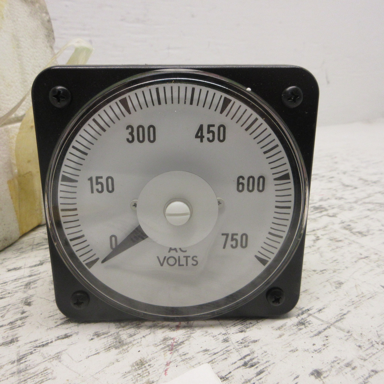 NEW Yokogawa 103021SMSM Panel Meter AB40 AC Volt 0-750 VAC 50/60HZ .92KV PK NIB (AH1083-1)