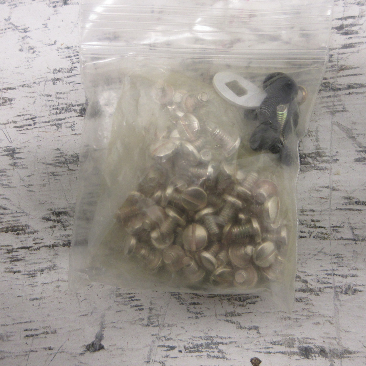 NEW Electroswitch 24206B Rotary Switch Series 24 20A 600V Auto-Manual 242O6B NIB (AH1085-1)