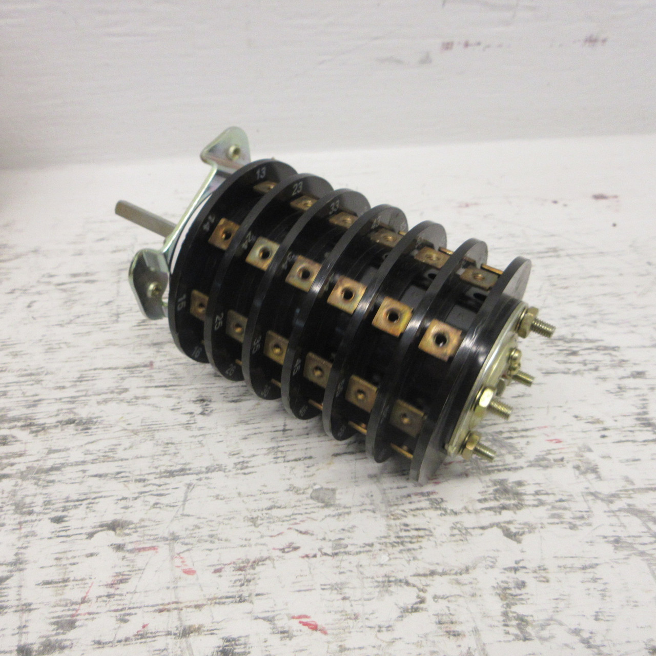 NEW Electroswitch 24206B Rotary Switch Series 24 20A 600V Auto-Manual 242O6B NIB (AH1085-1)