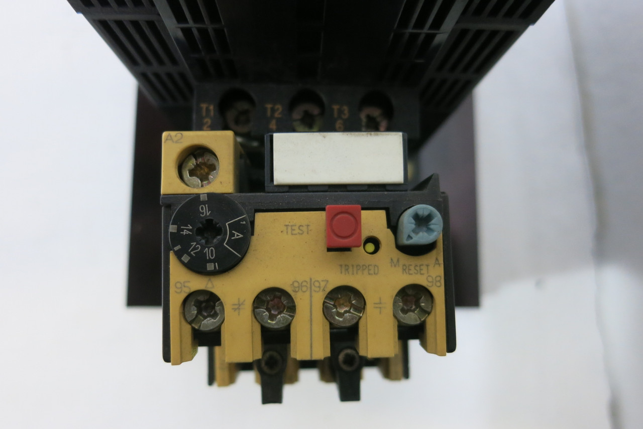 Allen Bradley 150-A16NB Soft Starter SMC-2 10HP 16A 460V 3PH 120V Ser. A (BJ1093-4)