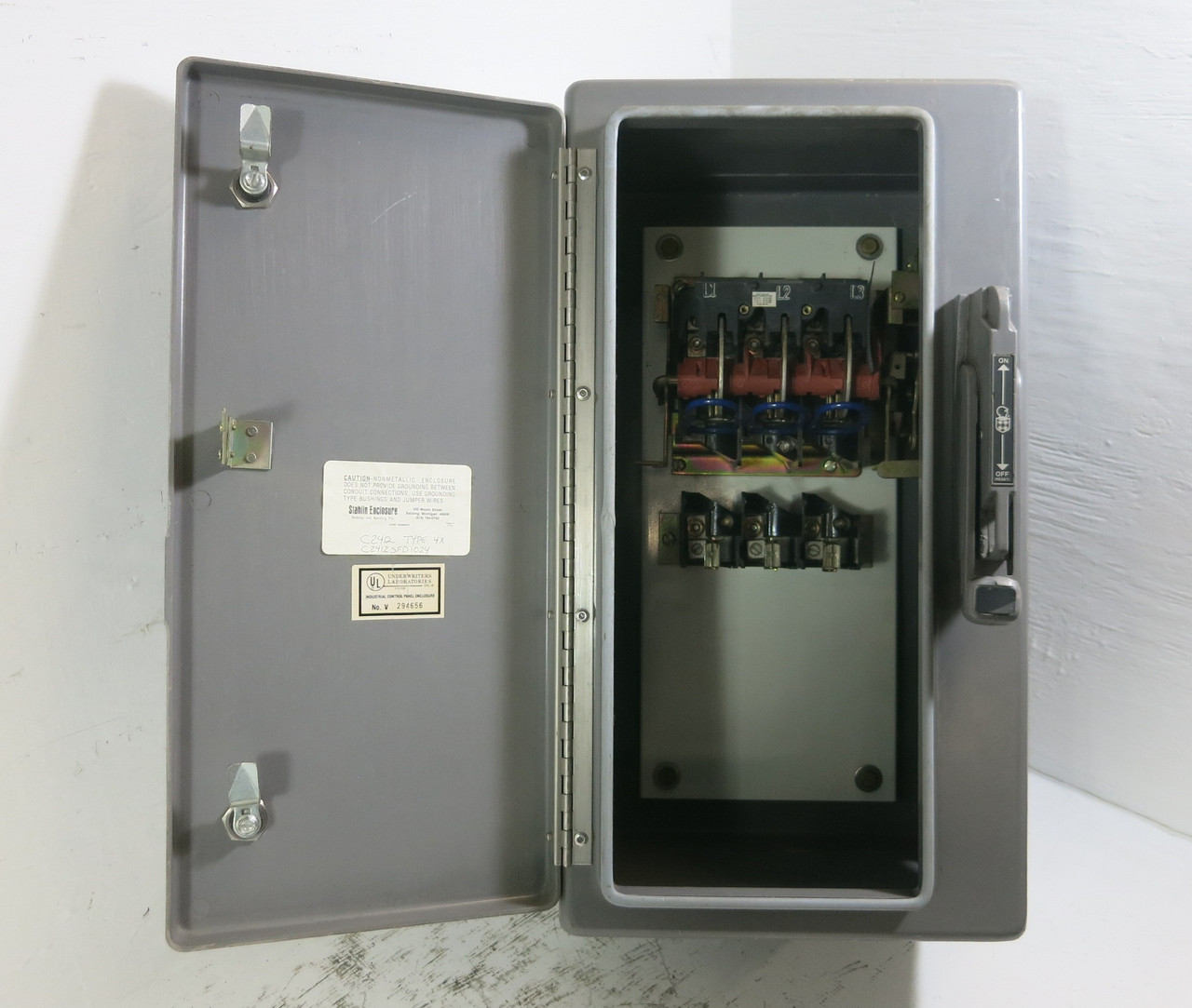 Square D 100A 600V Fusible Disconnect Switch 4X LR4199 Stahlin Enclosure C2412 (BJ1095-1)