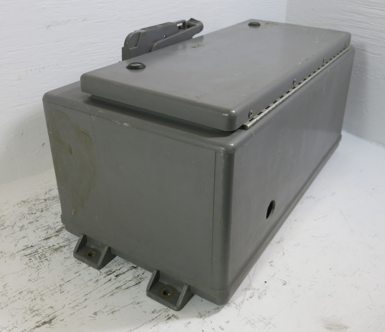 Square D 100A 600V Fusible Disconnect Switch 4X LR4199 Stahlin Enclosure C2412 (BJ1095-1)