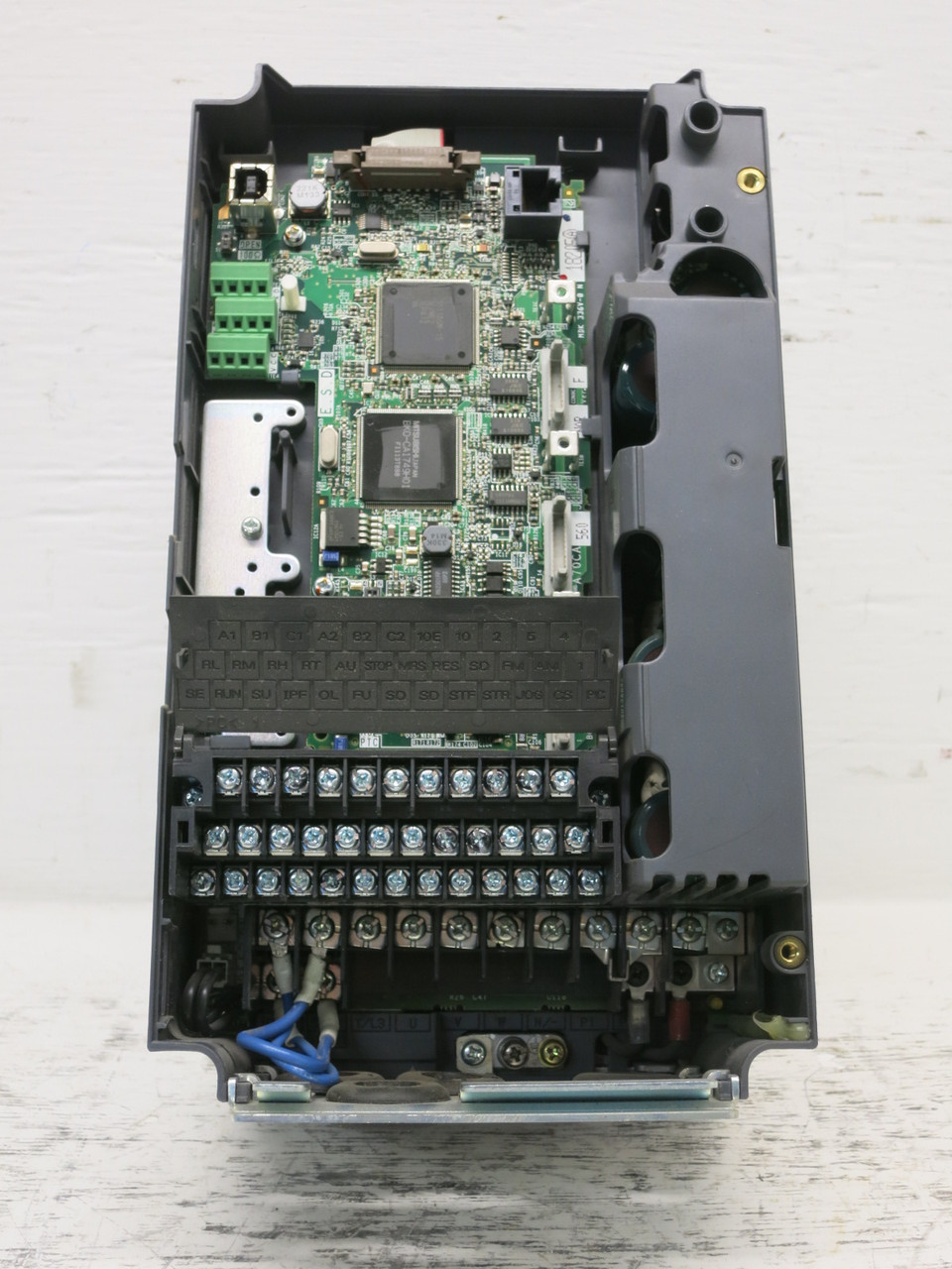 Mitsubishi FR-A740-00060-NA 3 HP Inverter AC VS Drive A700 FR-PU07 3PH 480V VFD (DW8032-1)