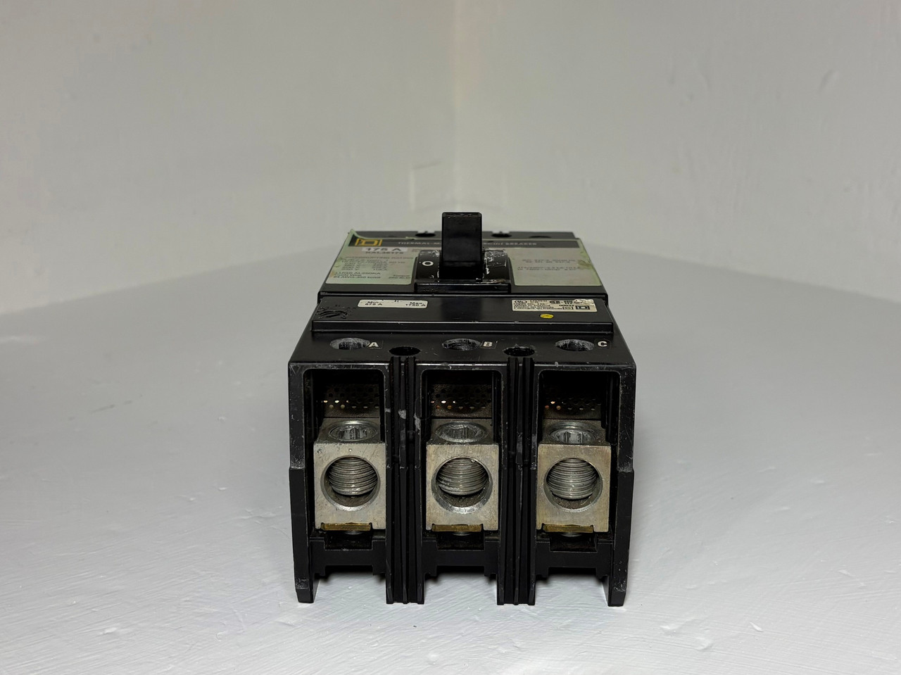 Square D KAL36175 175A Circuit Breaker 600V Type KAL 3 Pole 175 Amp (EM5861-1)
