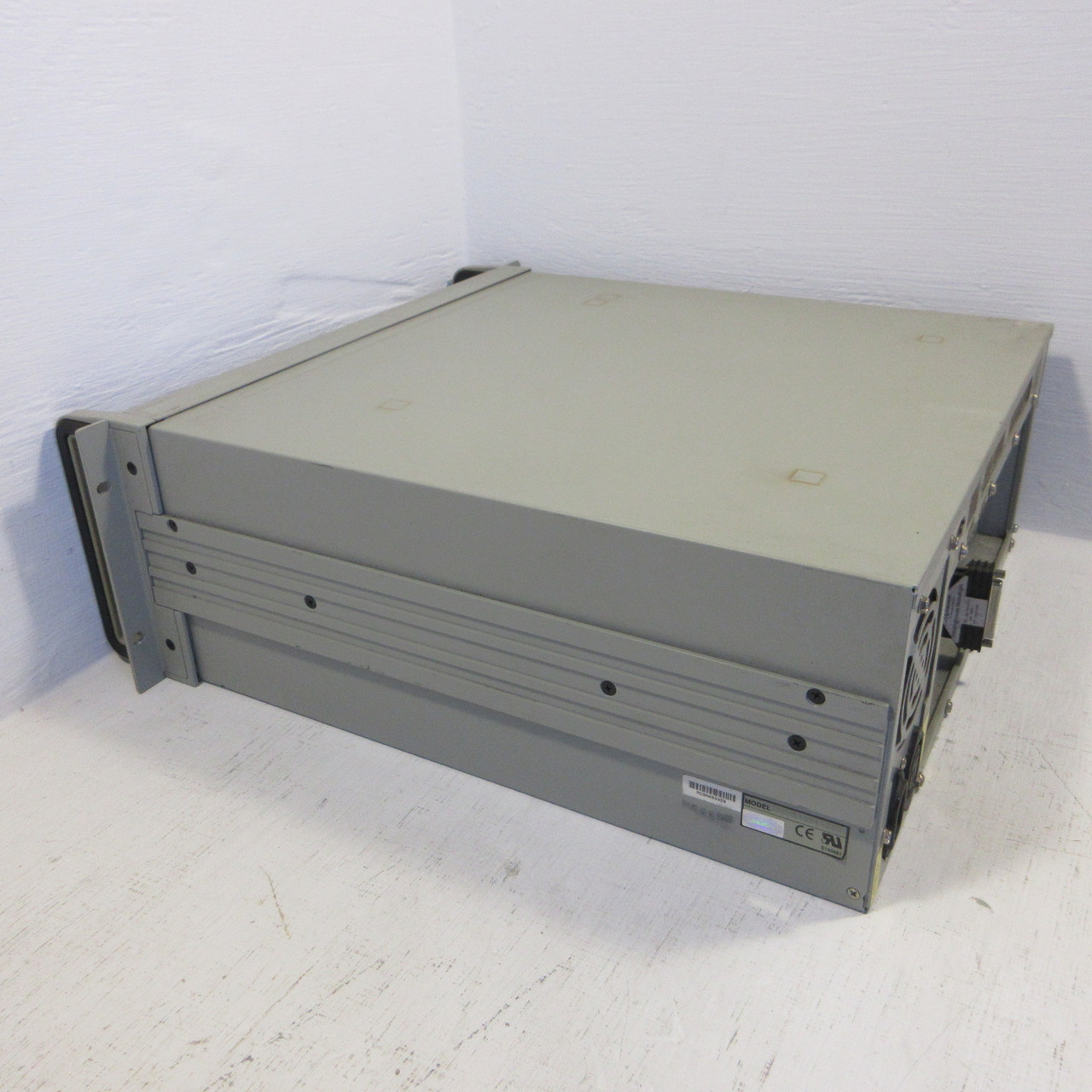 Advantech IPC-610P4-260 Industrial Computer 610 Factory System IPC610P4260 w Key (AH1086-3)