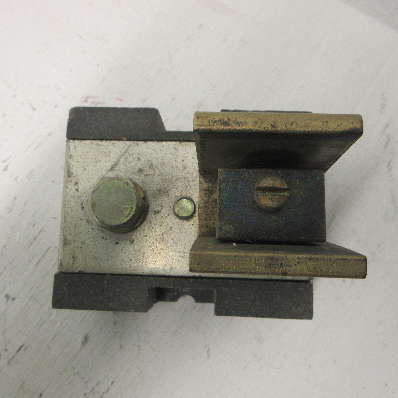 Allen Bradley 40023-401-02 Fuse Holder Block 600V 400A Mountable 600VAC 400 Amp (AH1104-2)