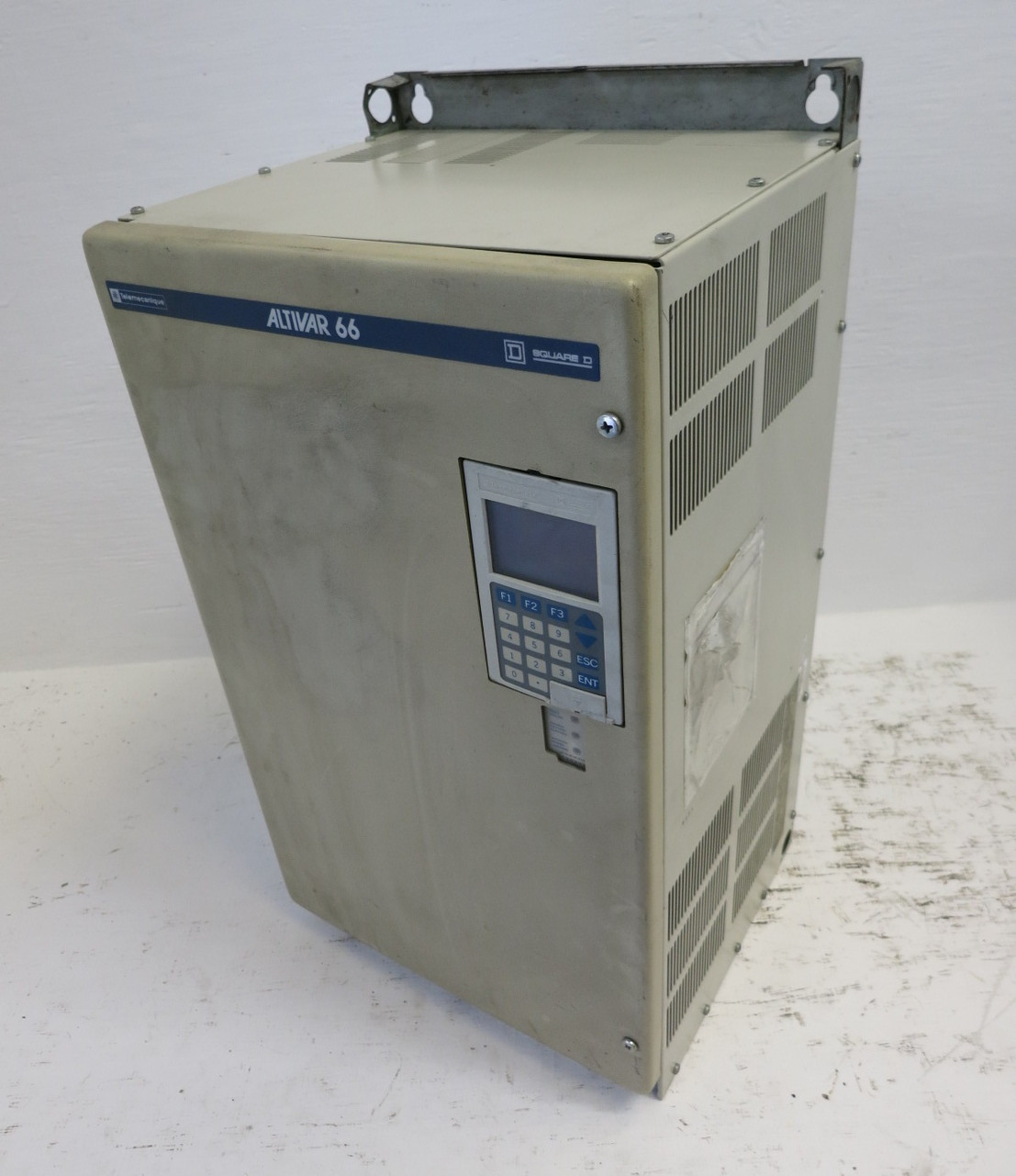 Square D ATV66D54N4 50/60 HP Altivar 66 AC VS Drive 460V Telemecanique VFD 460 (DW8037-1)