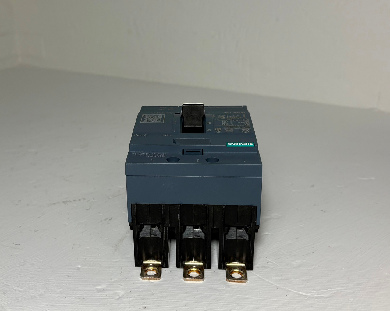 NEW Siemens 3VA4 125A Circuit Breaker w/ 20 Amp Trip 3VA4120-6ED34-0AA0 125H NNB (EM5876-1)