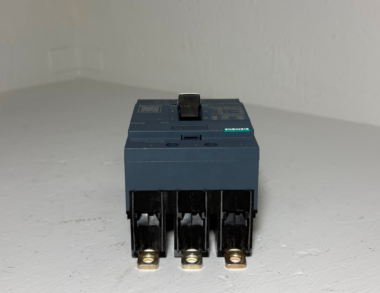 NEW Siemens 3VA4 125A Circuit Breaker w 100 Amp Trip 3VA4110-4ED34-0AA0 125S NNB (EM5880-1)