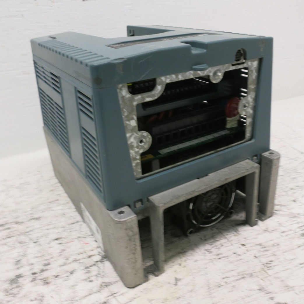 Reliance Electric 6SP401-008CTNN 5 HP SP600 AC VS Drive 480V VFD 480 VAC SP-600 (DW8056-6)