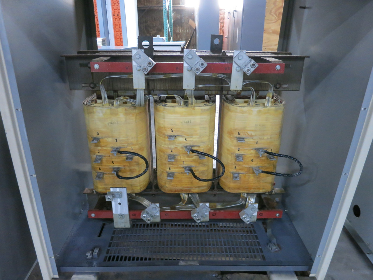 REX 175 kVA 460 Delta to 460Y/266 V 3PH Dry Type Transformer DA175H1P1/K4 460V (DW8062-1)