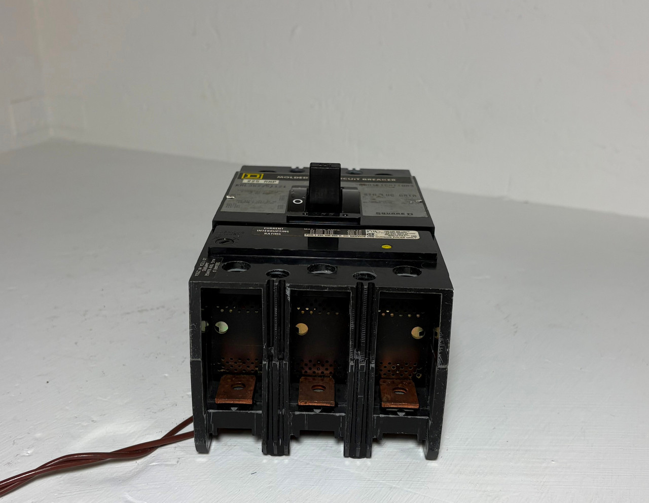 Square D KAL362251121 225A Circuit Breaker w/ UVR 600V KAL 3P KAL36225 225 Amp (EM5887-2)
