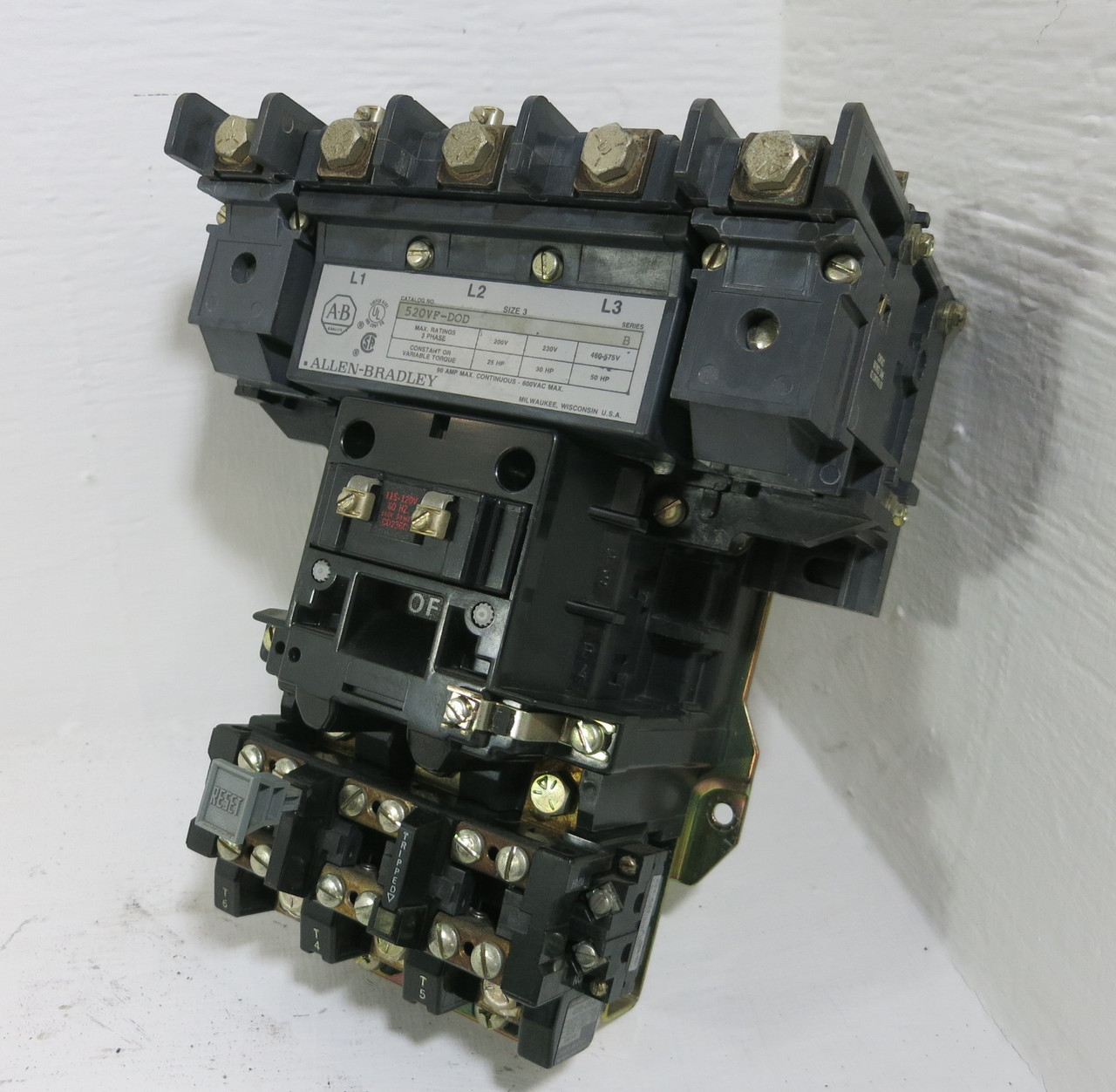 Image of Allen Bradley 520VF-DOD Size 3 Motor Starter 120V Coil 50HP 90A 600VAC 520VF-D0D