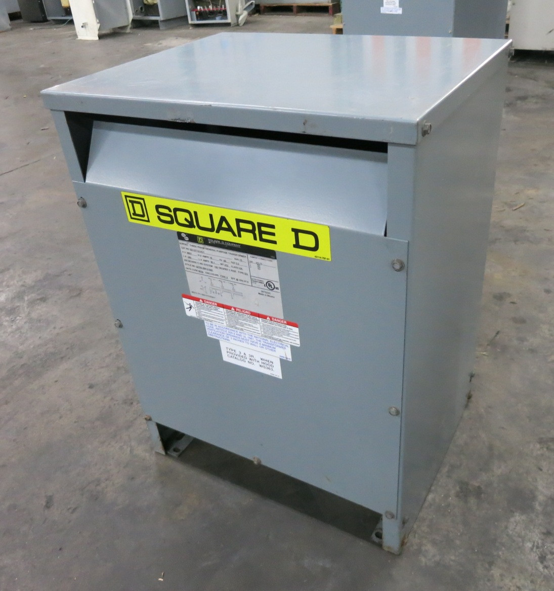 Square D 15 kVA 480Y to 240 Delta V 3PH Transformer EE15T151HCT 480V 240V (DW8068-1)