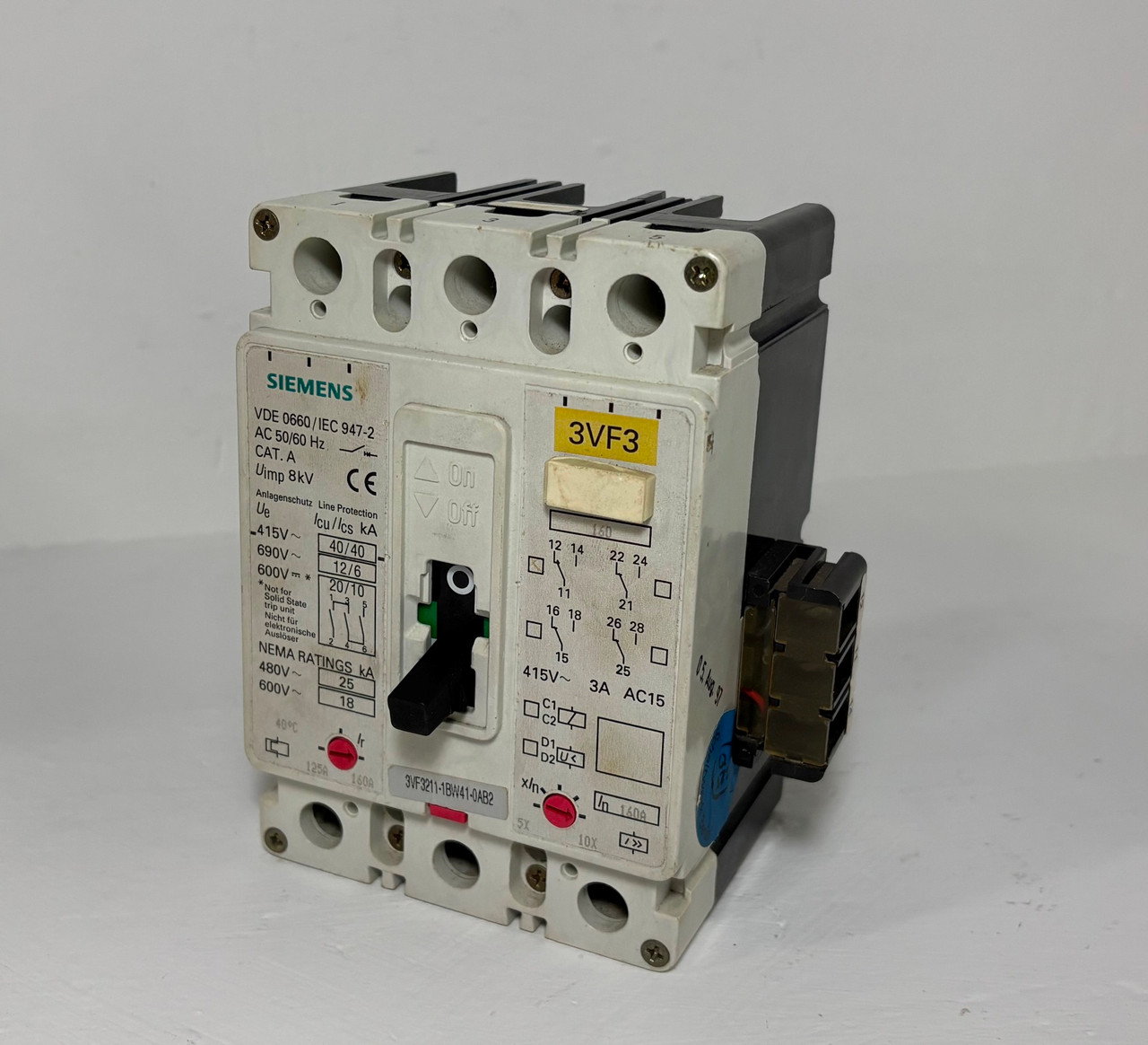 Siemens 3VF3 160A Circuit Breaker w/ Aux 3VF3211-1BW41-0AB2 600V 3 Pole 160 Amp (EM5894-1)