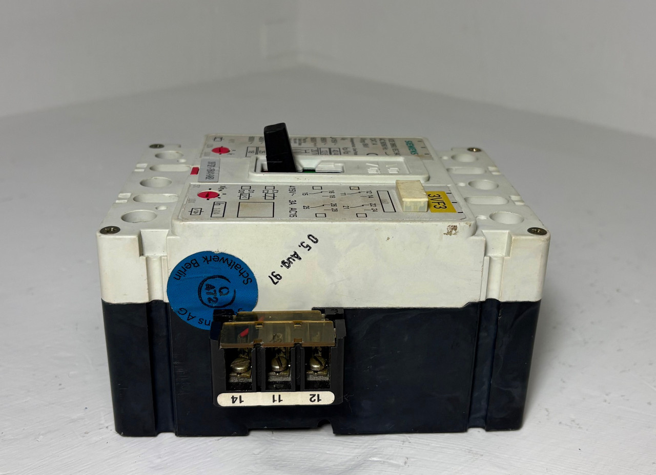 Siemens 3VF3 160A Circuit Breaker w/ Aux 3VF3211-1BW41-0AB2 600V 3 Pole 160 Amp (EM5894-1)