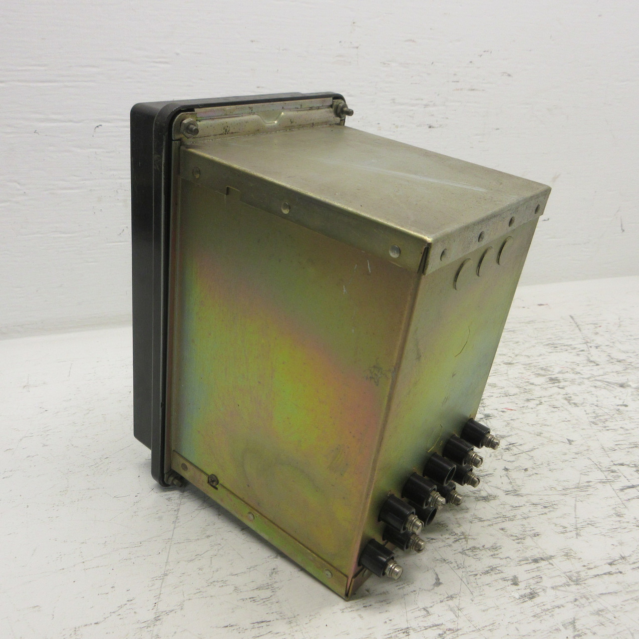 Westinghouse 280C209G01 Two-Stator Watthour Meter Type D4B-2FM 120V 3W Class 20 (AH1121-1)