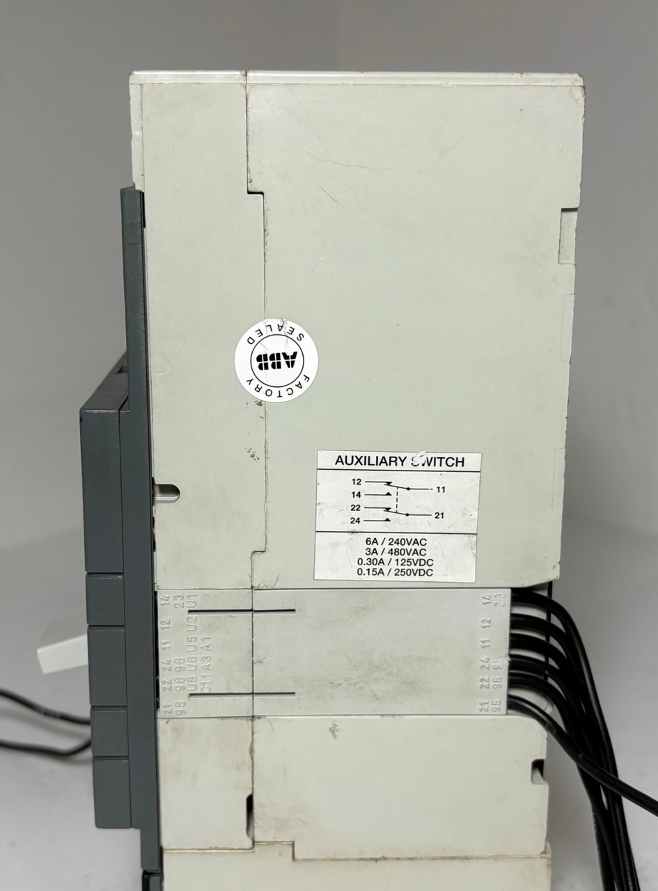ABB S4H 250A SACE S4 Circuit Breaker w/ 120V Shunt & Aux 3 Pole 250 Amp PR211 (EM5901-1)