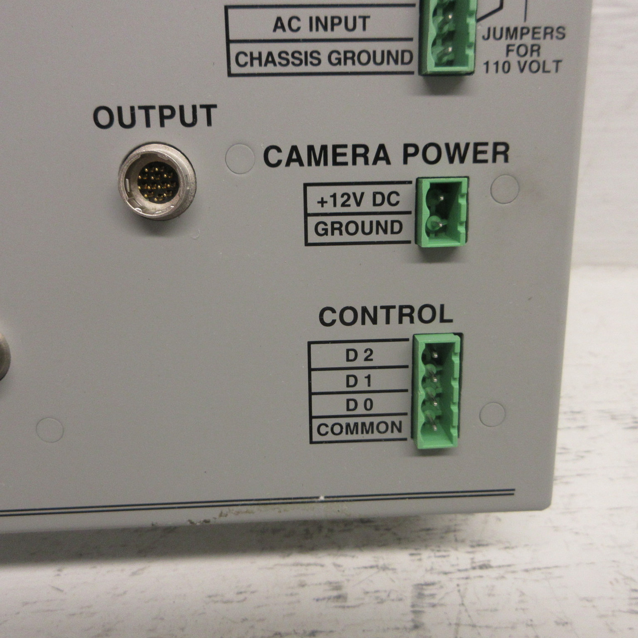 FSR Inc. CCSU-8BW1 8 Channel Black And White Camera Switching Unit 8CH CCSU8BW1 (AH1131-1)