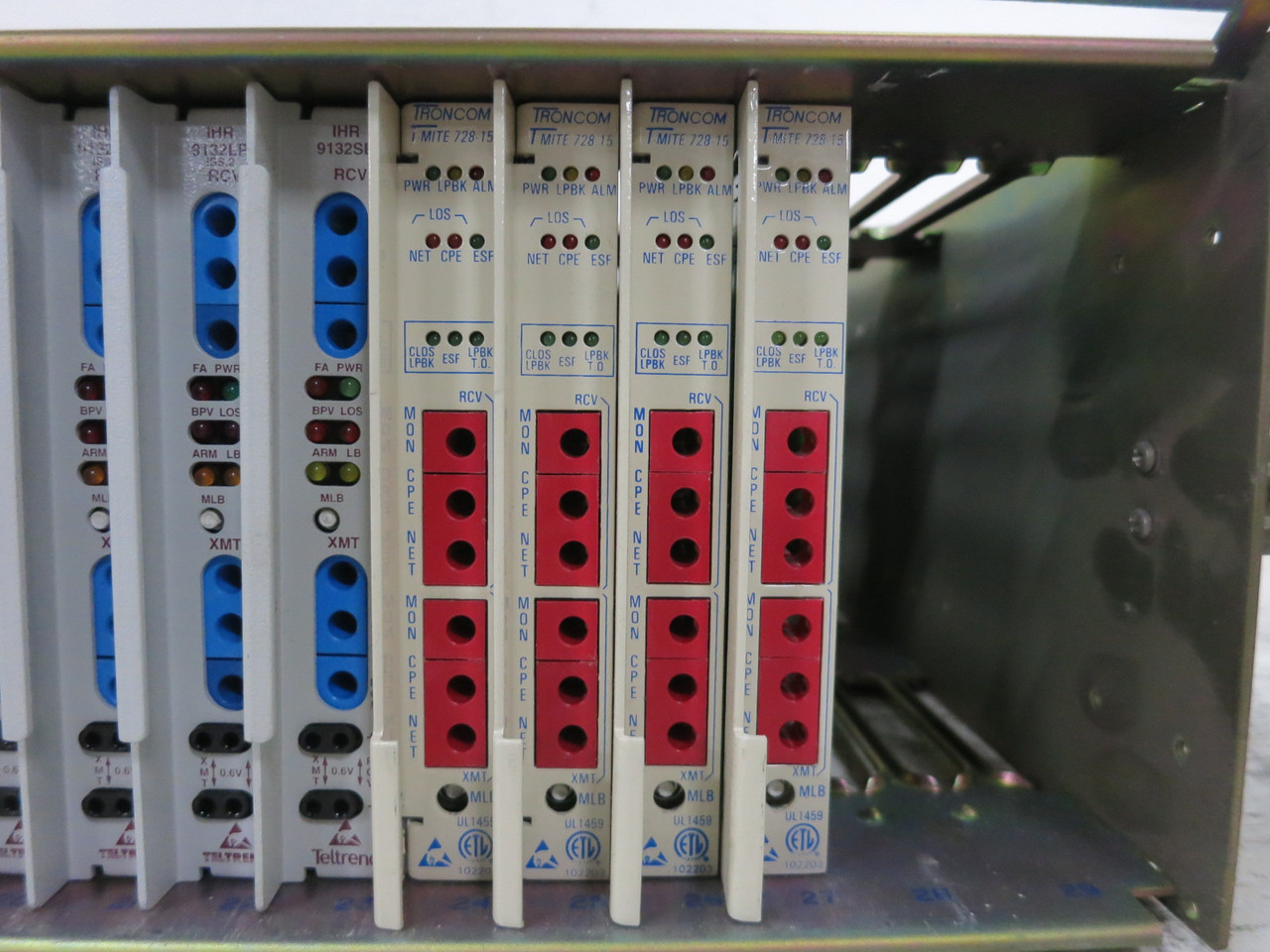 Wescom 3192-11 Span Termination Shelf 29 Slot IHR 9132LP 728-15 Card 92-319211-C (DW8087-2)