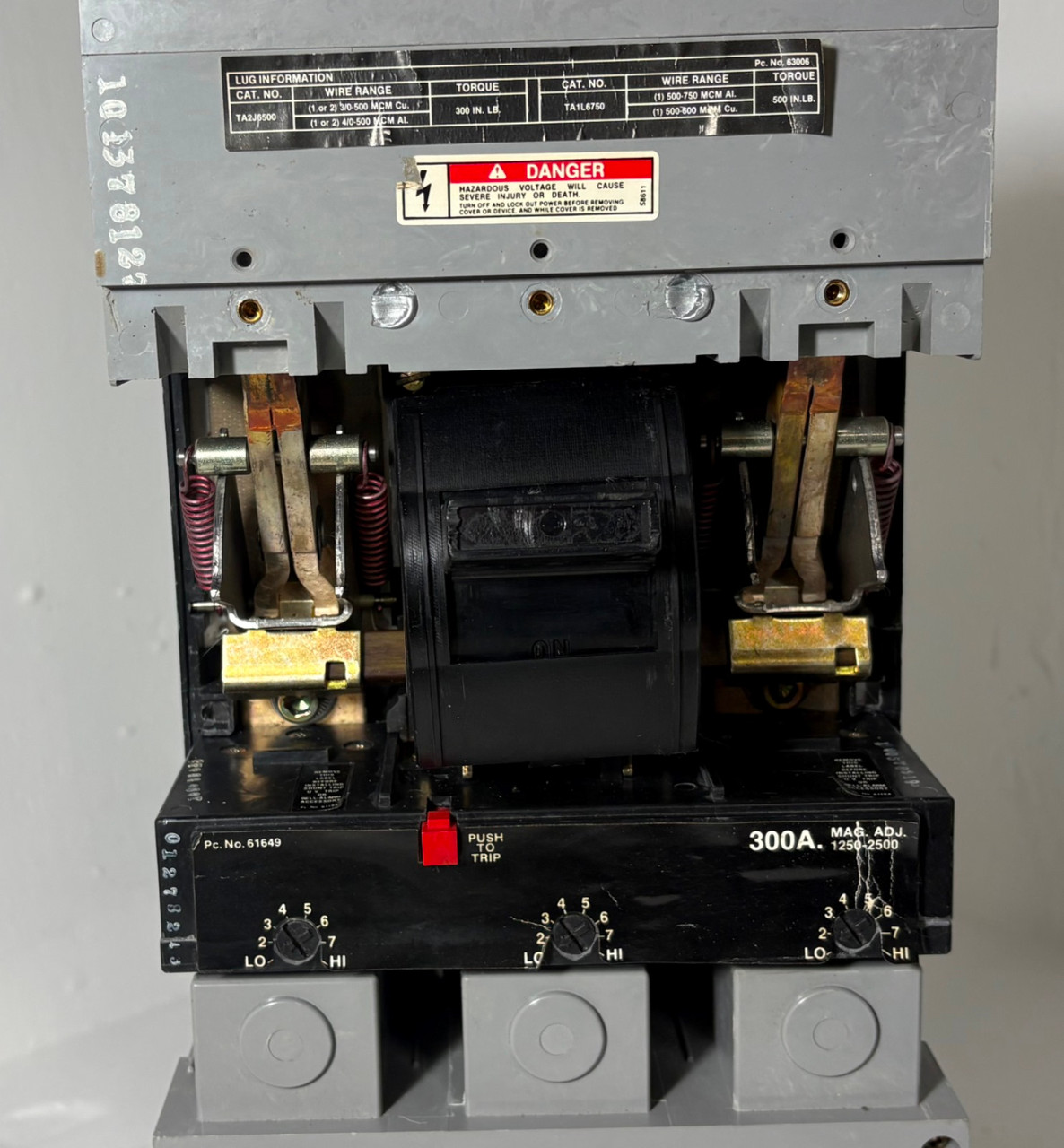 ITE CLJ63B300 300A Current Limiting Circuit Breaker Type CLJ 3P Siemens 300 Amp (EM5902-1)