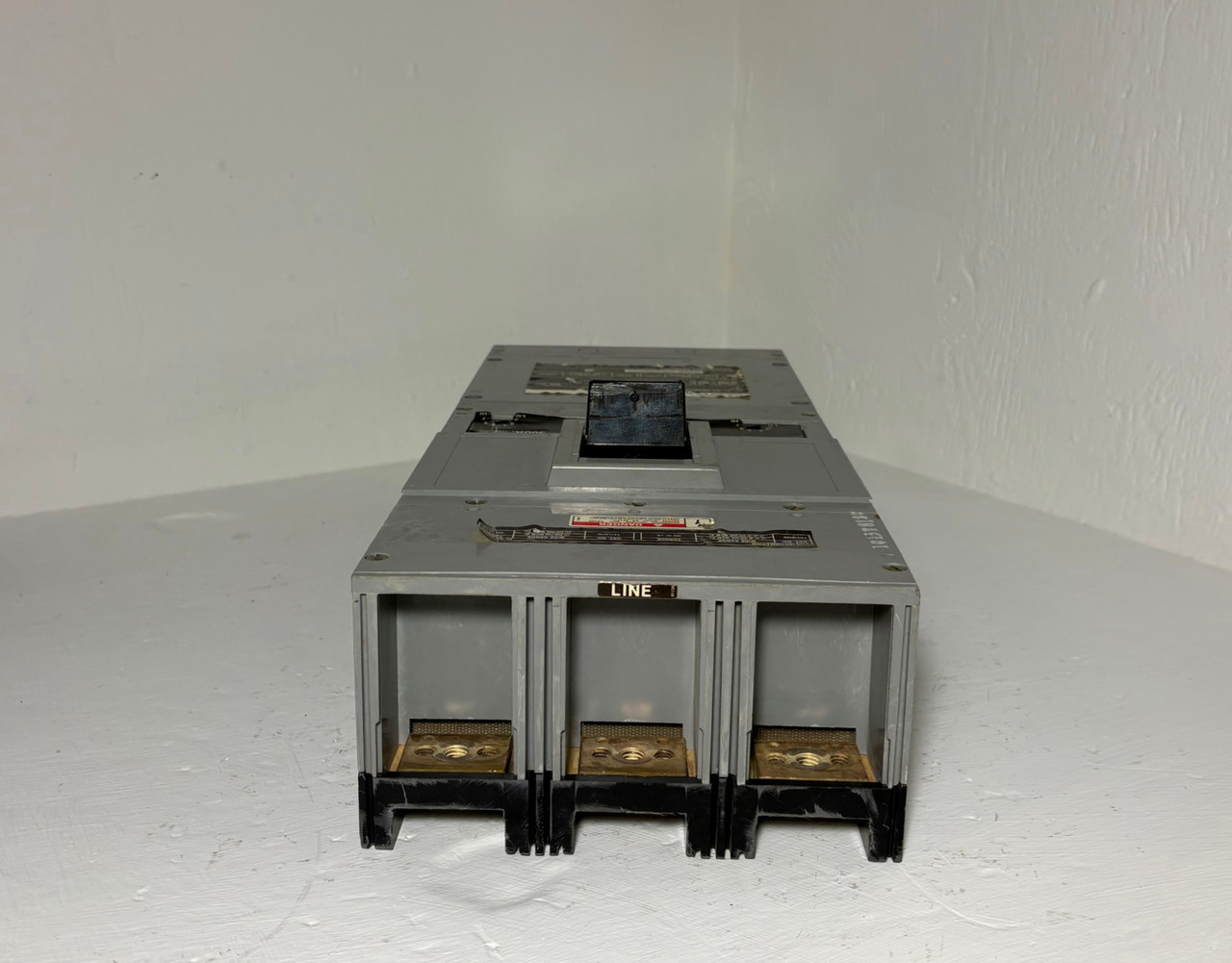 ITE CLJ63B300 300A Current Limiting Circuit Breaker Type CLJ 3P Siemens 300 Amp (EM5902-1)