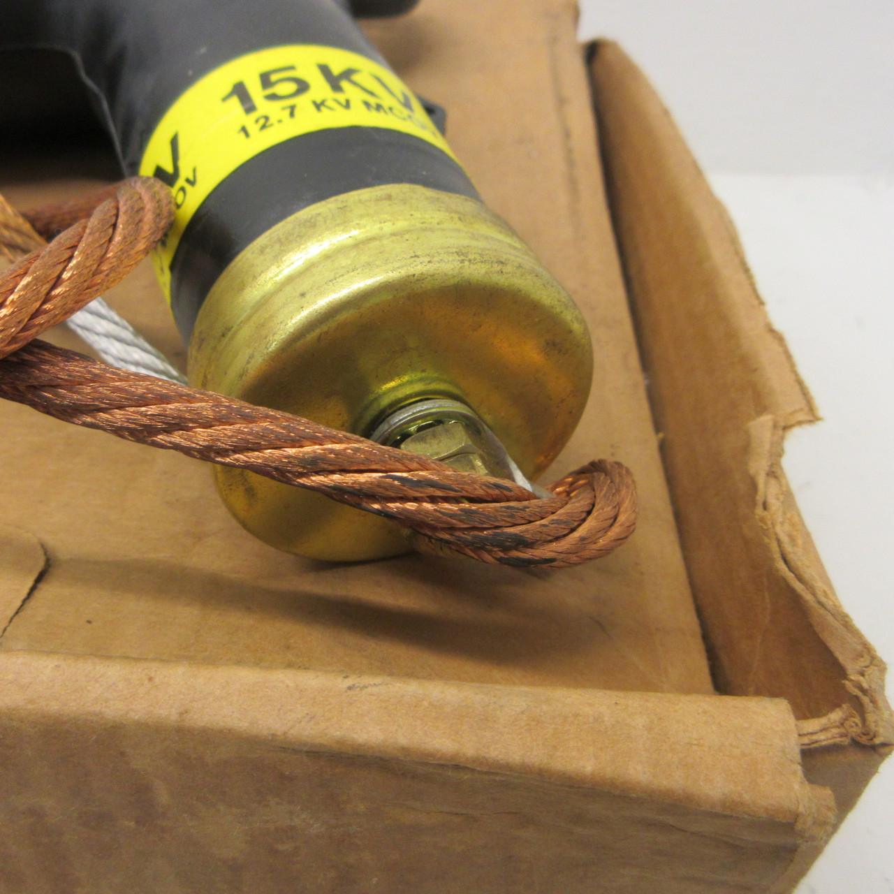 NEW Cooper RTE 3238018C15M 15KV Class Arrester Elbow 12.7 KV MCOV 8.3/14.4KV NIB (AH1136-2)