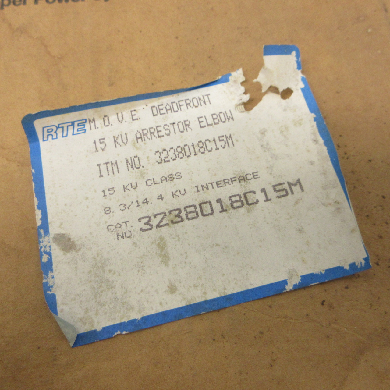 NEW Cooper RTE 3238018C15M 15KV Class Arrester Elbow 12.7 KV MCOV 8.3/14.4KV NIB (AH1136-2)