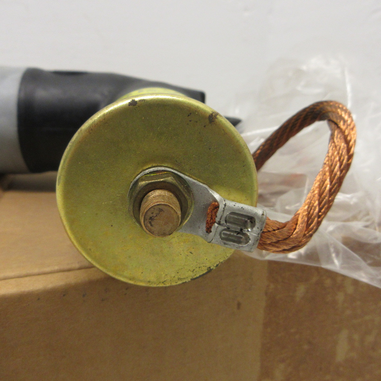 NEW Cooper RTE 3238018C12M 12KV Arrester Elbow 10.2 KV MCOV 8.3/14.4KV NIB (AH1137-1)