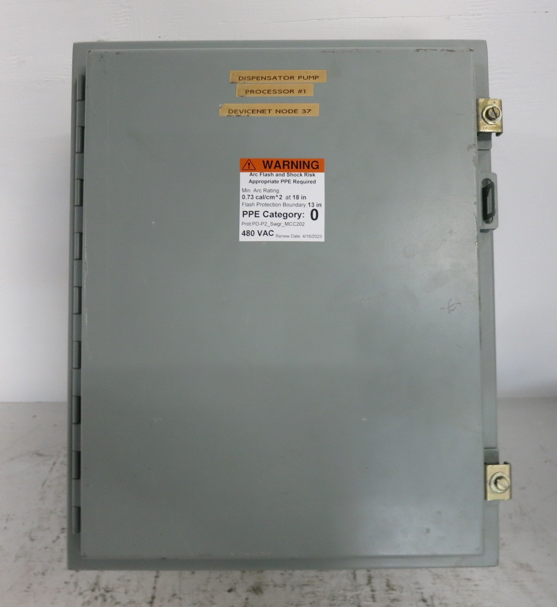 Hoffman A-201608LP Industrial Control Panel Enclosure Type 12 13 20 x 16 x 8 (DW8095-1)