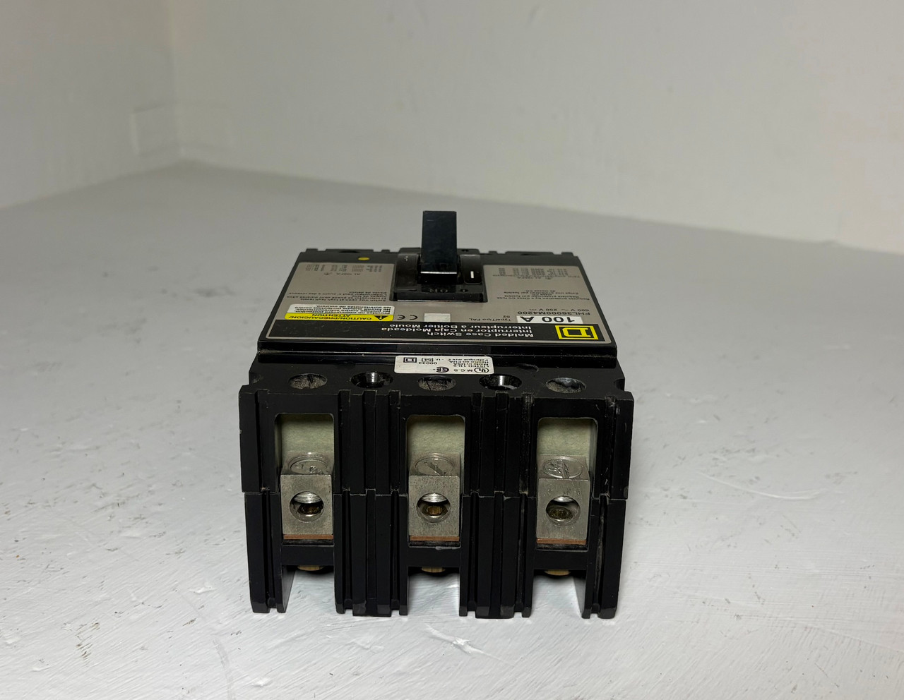Square D FHL36000M4200 100A Molded Case Switch Type FAL 3P 480/600V 100 Amp HACR (EM5905-1)