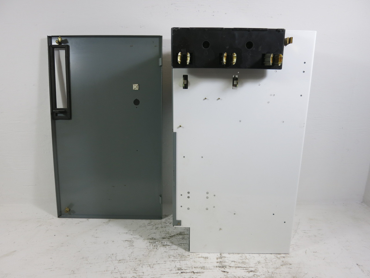 Allen Bradley 2100 Centerline 3A Breaker Feeder 26" MCC Bucket 3 Amp HMCP (BJ1108-3)