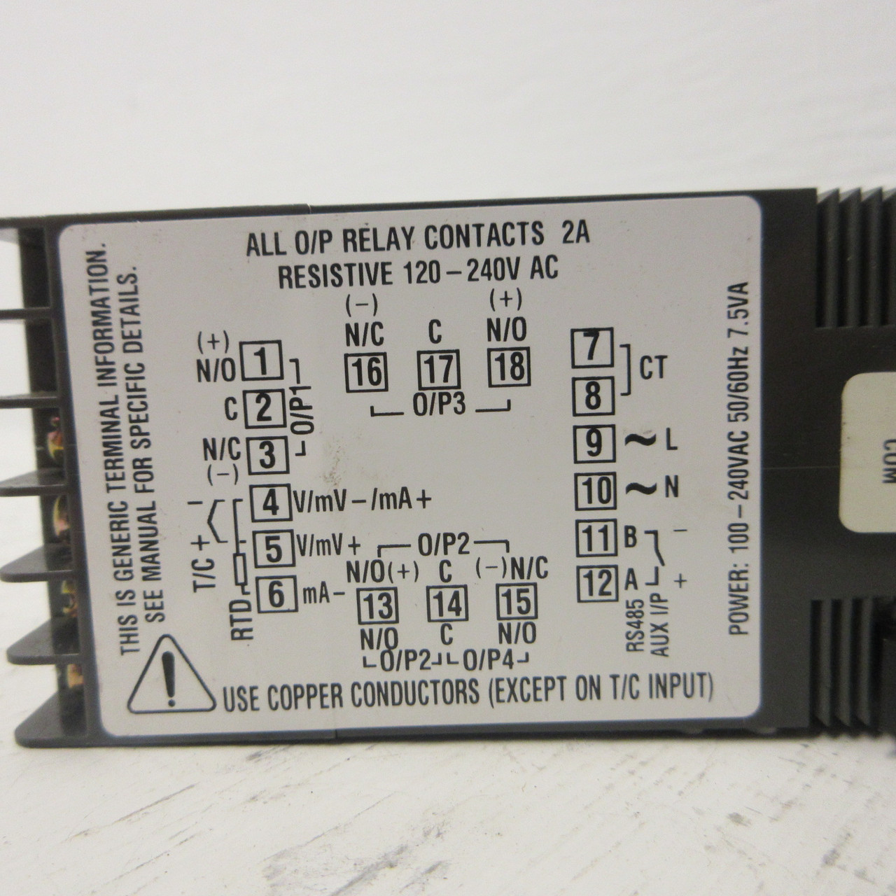 Honeywell UDC120L Micro-Pro DC120L110131000 Digital Temperature Controller 8N (AH1142-4)