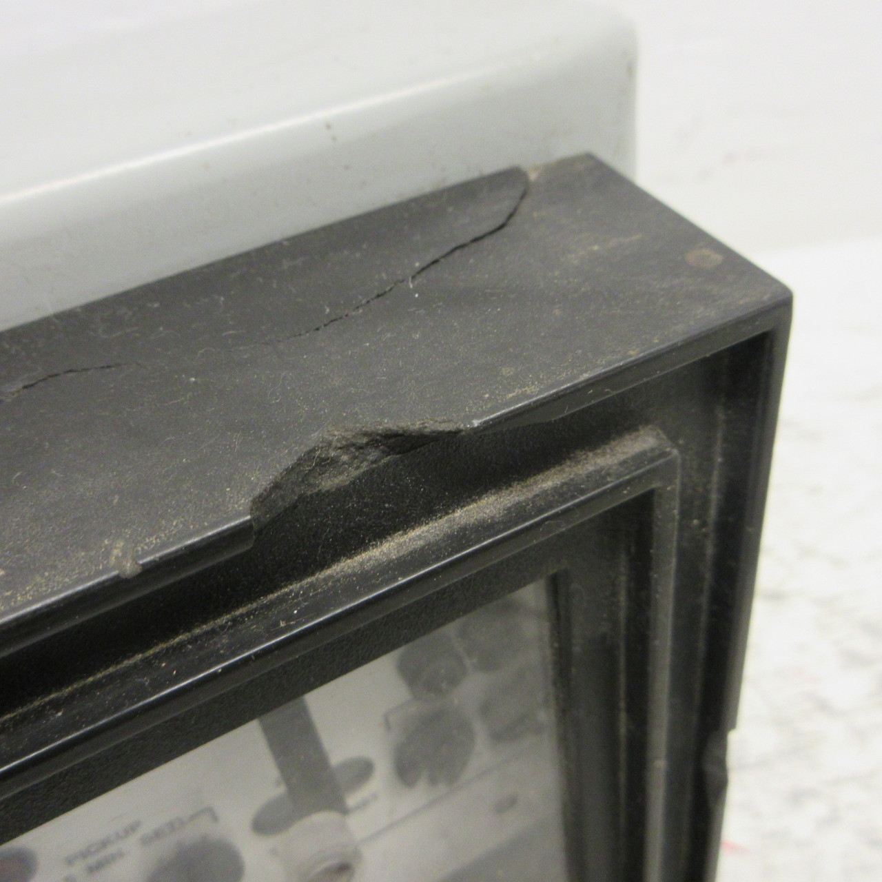 Basler Electric BE1-50/51B-105 Overcurrent Relay Solid State Protective CHIPPED (AH1141-1)