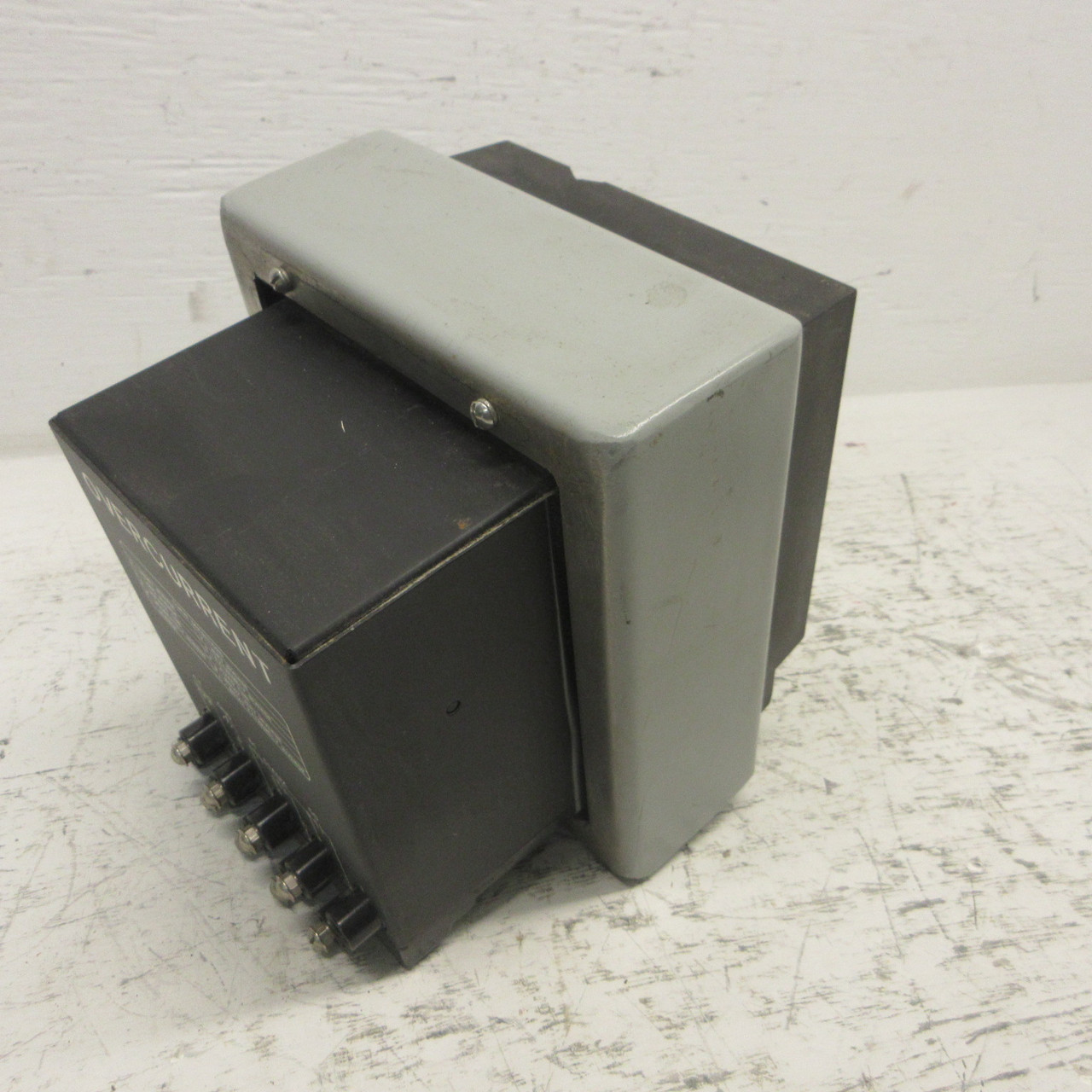 Basler Electric BE1-50/51B-105 Overcurrent Relay Solid State Protective CHIPPED (AH1141-1)