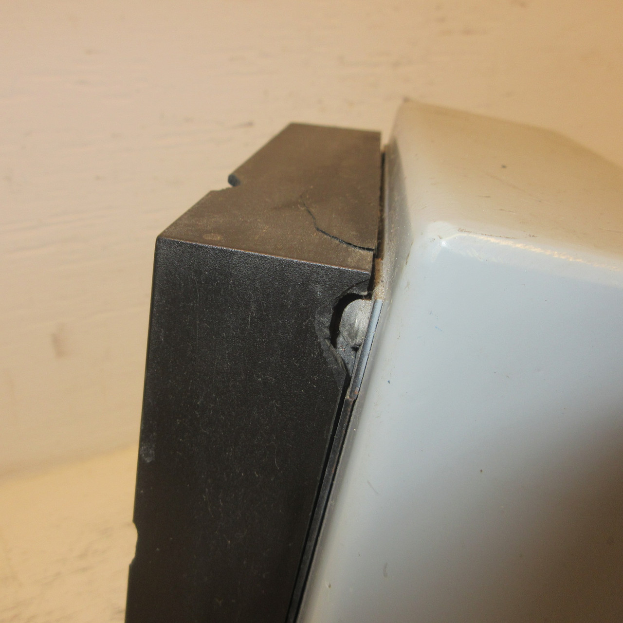 Basler Electric BE1-50/51B-105 Overcurrent Relay Solid State Protective CHIPPED (AH1141-1)