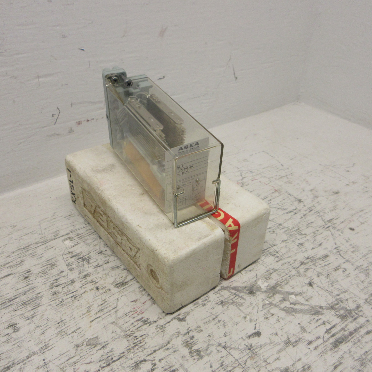 Image of NEW ASEA RXSL-1 Combiflex Timing Relay RXSL1 RK 273101-AN 110-125V RXSL 1 NIB