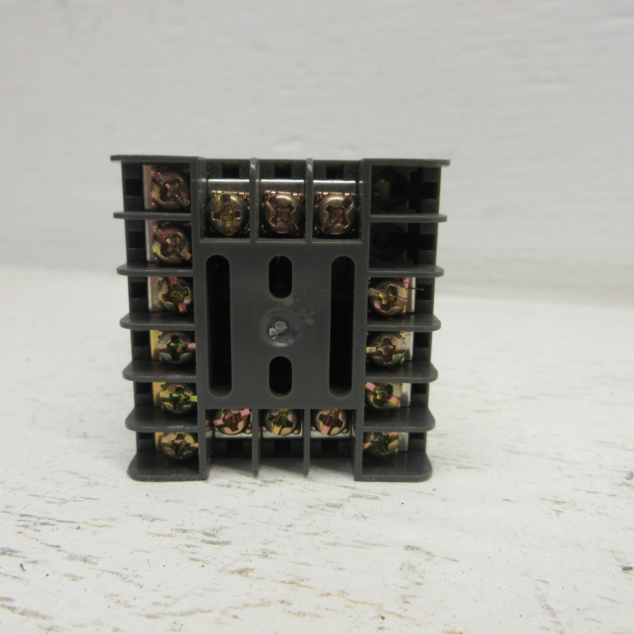 Honeywell UDC1200 Micro-Pro DC120110131000 Digital Temperature Controller 8N UDC (AH1150-1)