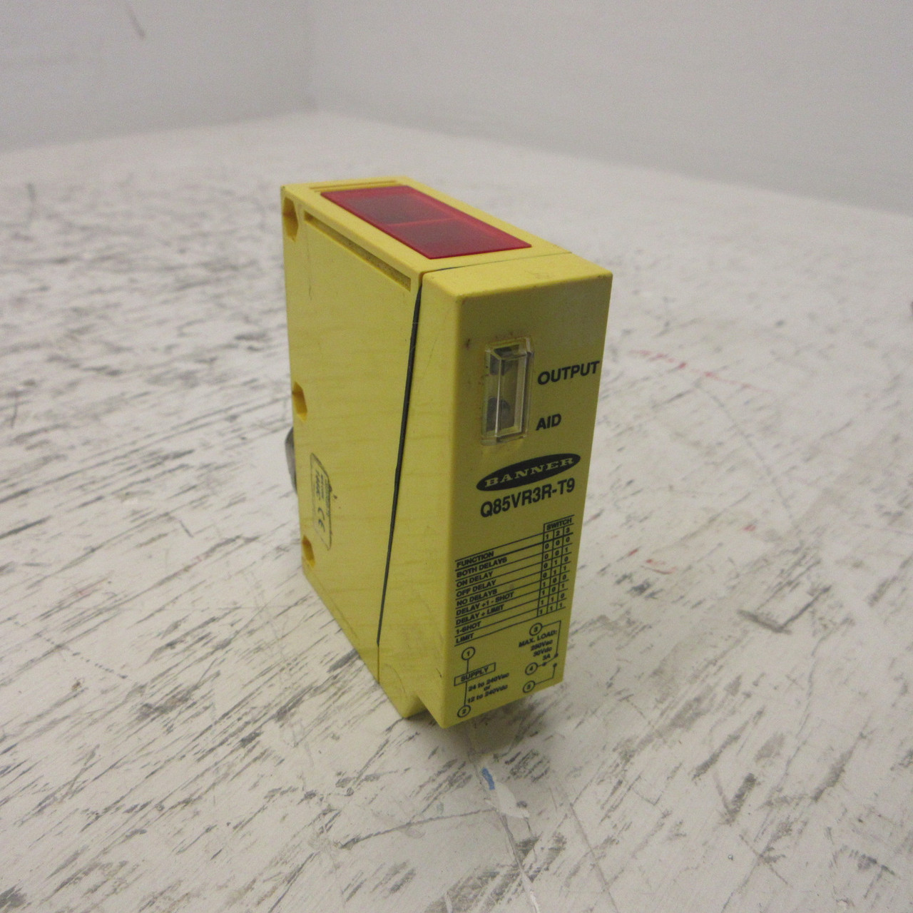 Banner Q85VR3R-T9 PhotoElectric Reciver w/ Outputtimer Sensor Range 23M 240VAC (AH1152-11)