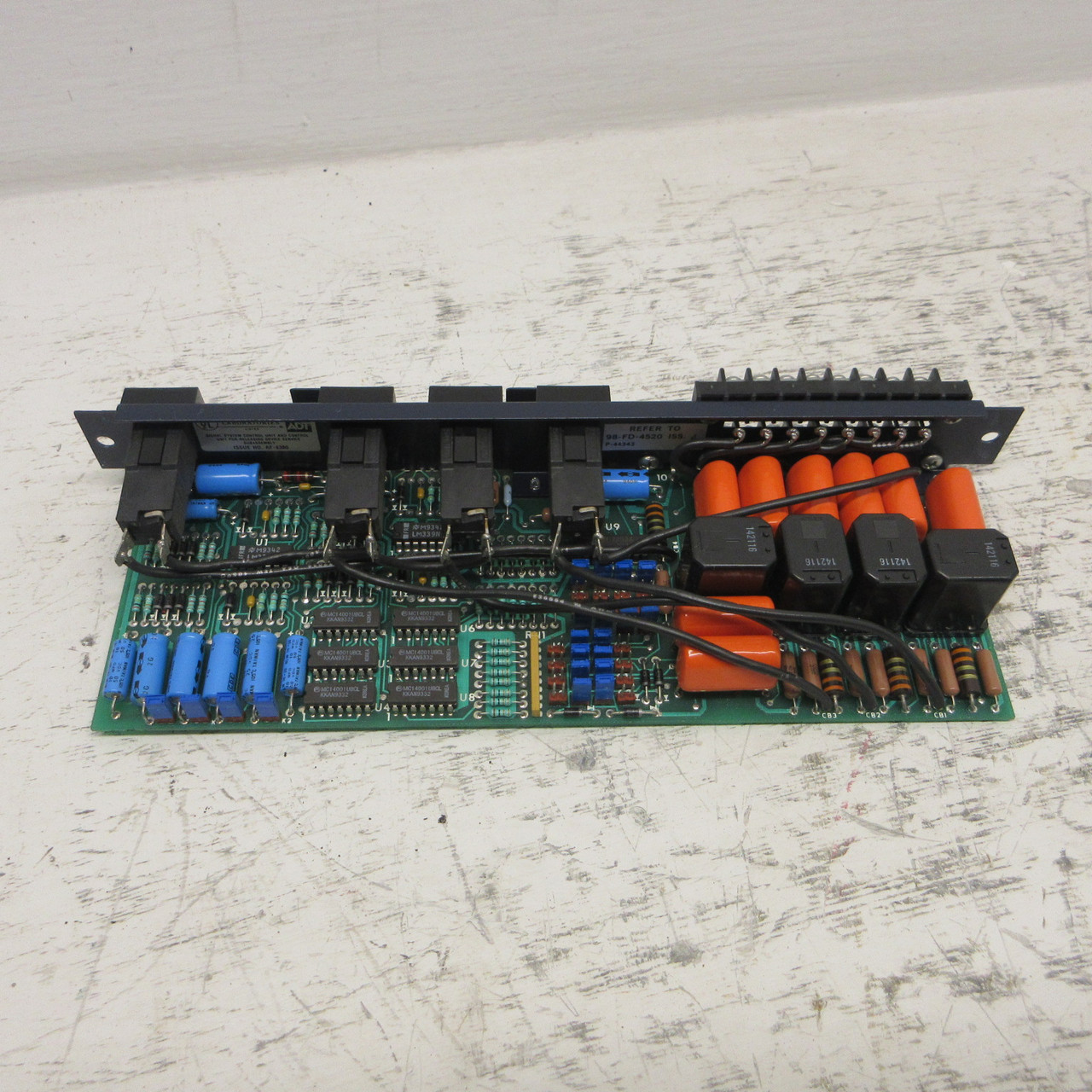 ADT 4520-701 Signal System Control Unit & Control Unit For Releasing Device Fire (AH1159-1)