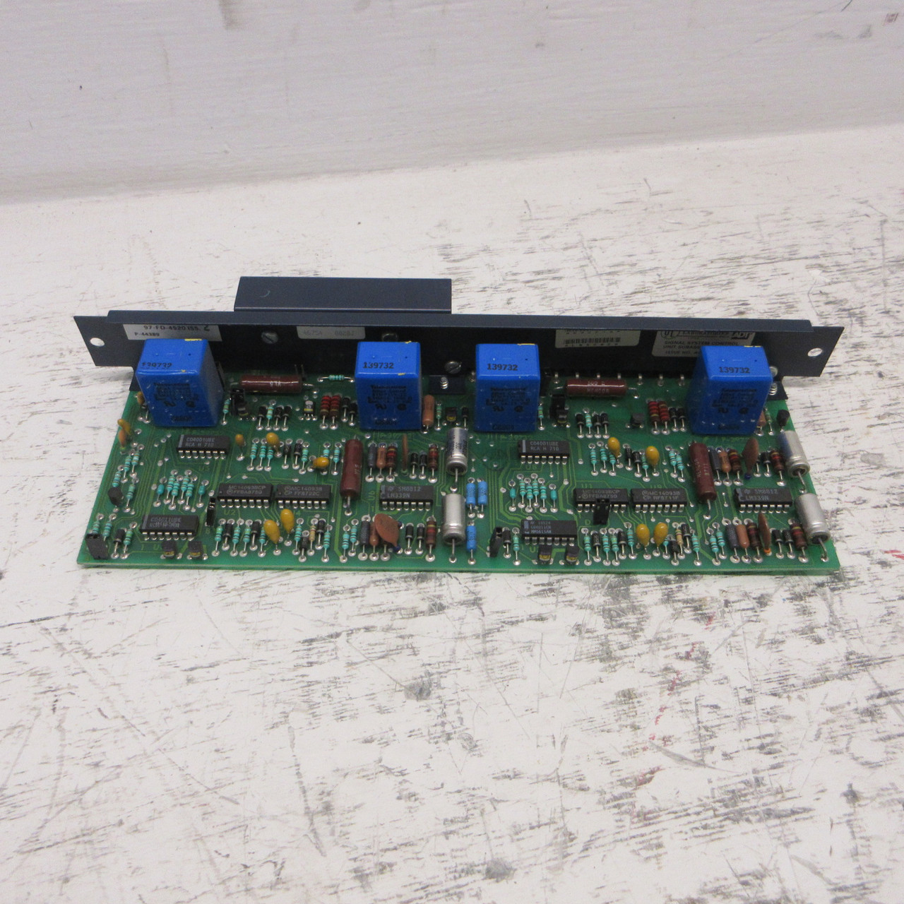 ADT B4520-529 Signal System Control Unit Subassembly 97-FD-4520 ISS. 2 Fire PLC (AH1156-5)