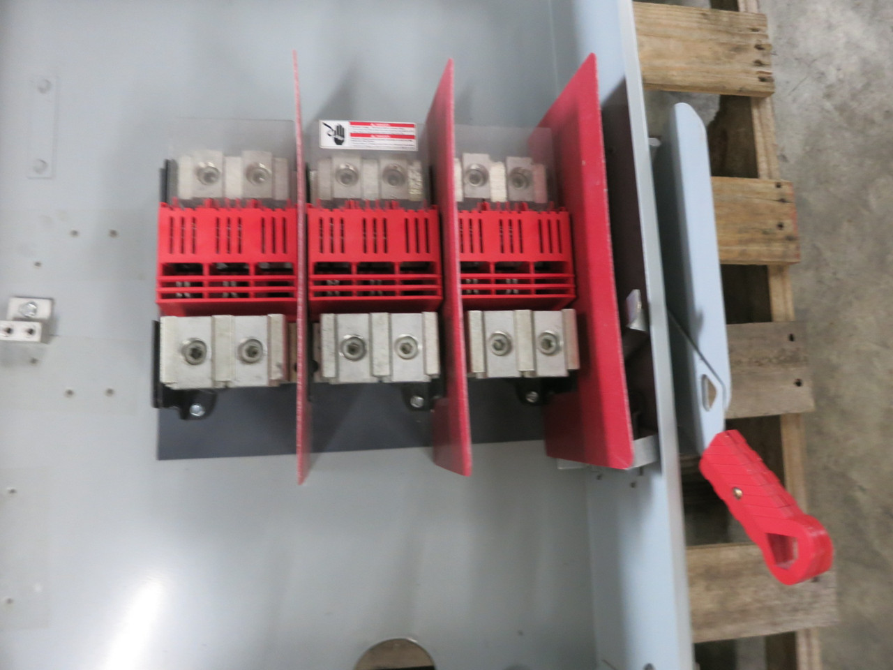 Siemens HNF365RA 400A 600V Non-Fusible Safety Switch Disconnect 400 Amp 3R (DW8119-1)